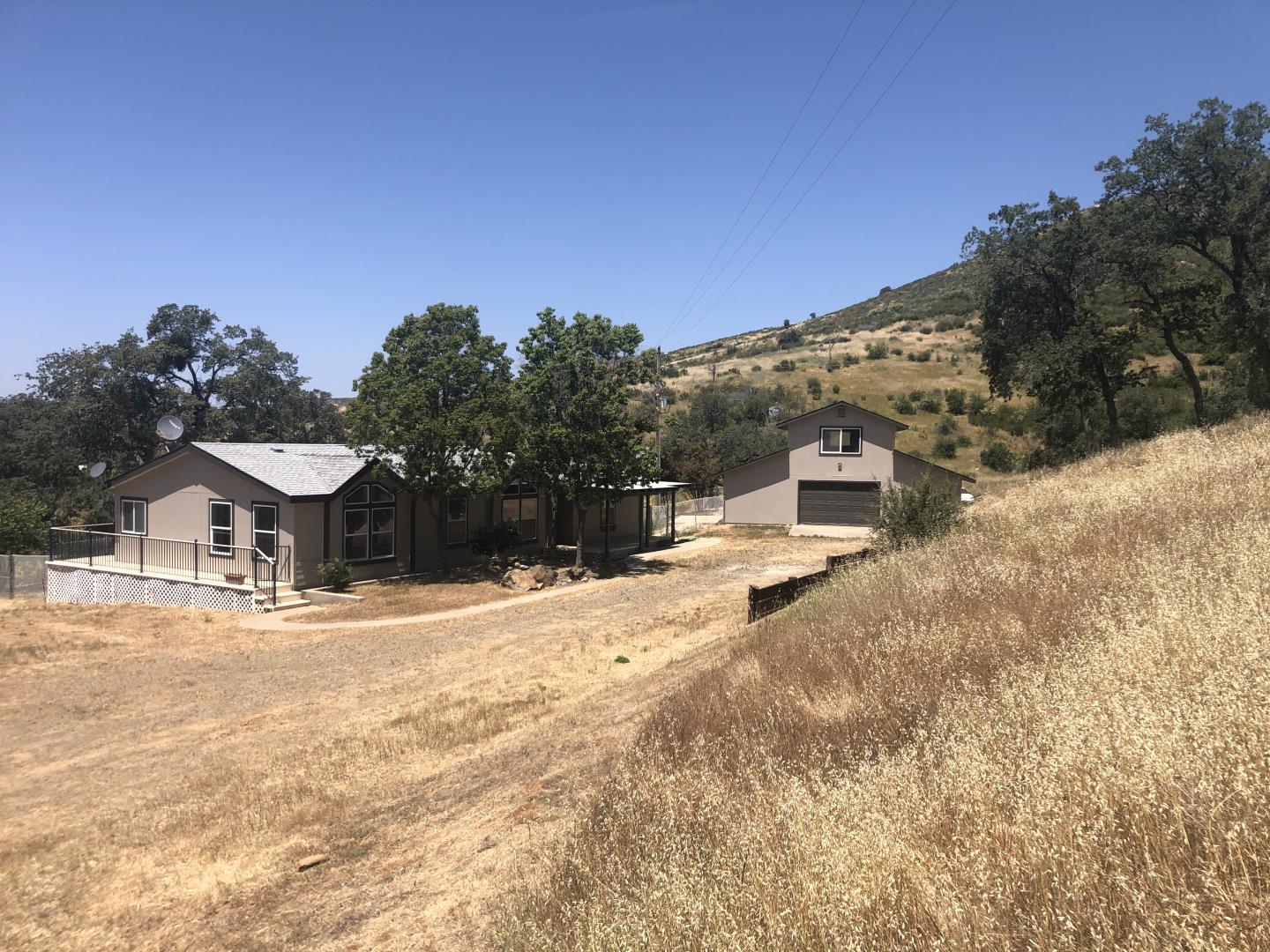 Detail Gallery Image 31 of 44 For 8260 Hunters Valley Rd, Mariposa,  CA 95338 - 3 Beds | 2 Baths