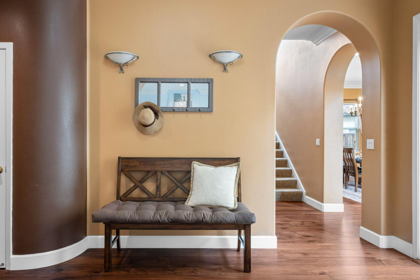 Detail Gallery Image 10 of 79 For 2555 Muirfield Way, Gilroy,  CA 95020 - 4 Beds | 3/1 Baths