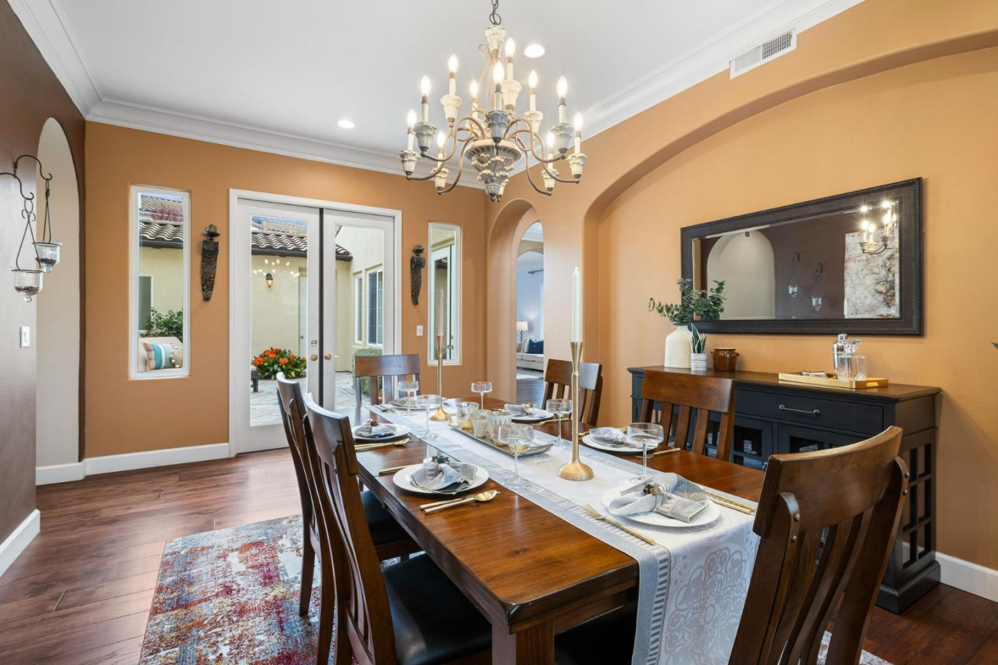 Detail Gallery Image 12 of 79 For 2555 Muirfield Way, Gilroy,  CA 95020 - 4 Beds | 3/1 Baths