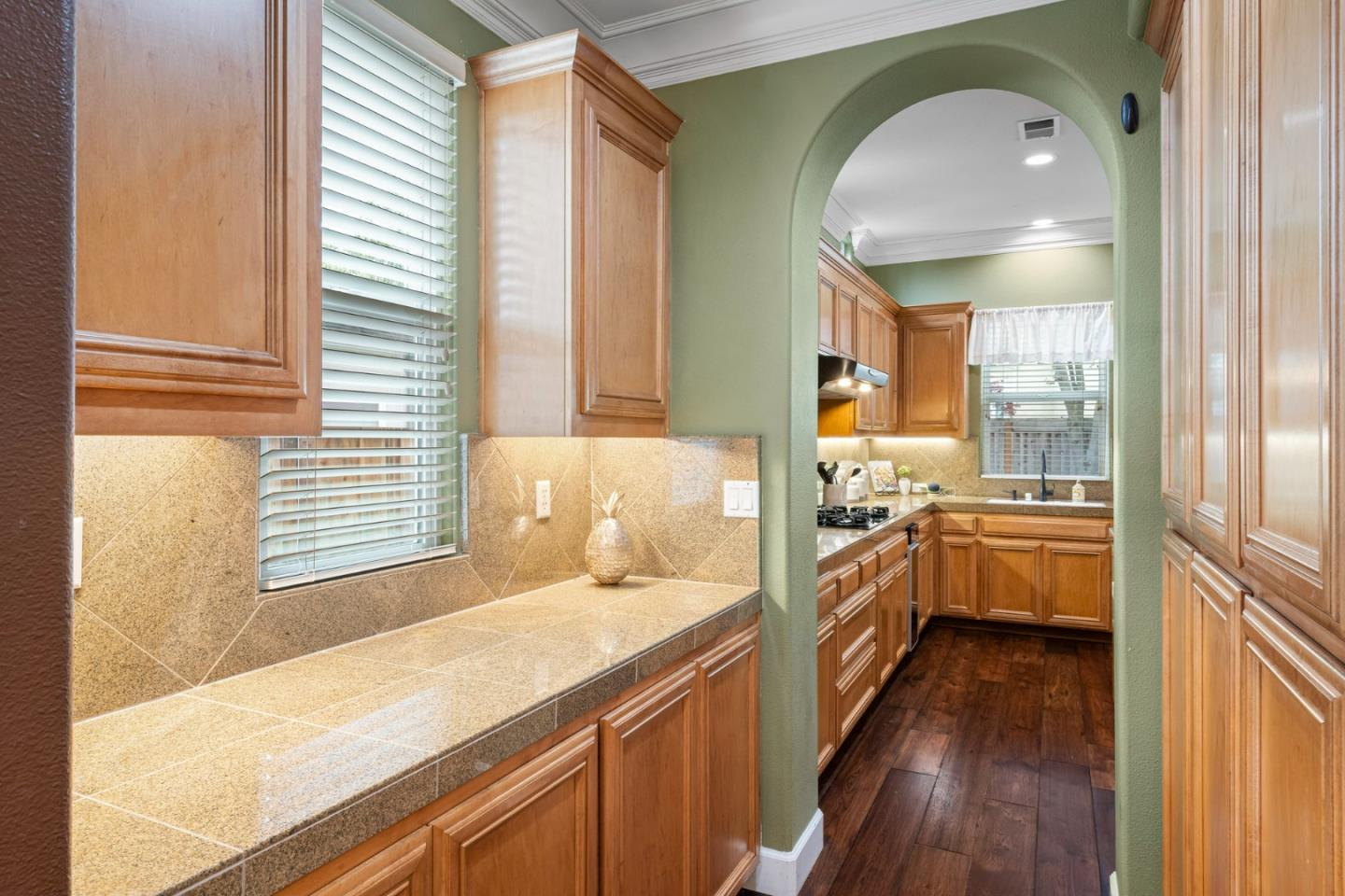 Detail Gallery Image 14 of 79 For 2555 Muirfield Way, Gilroy,  CA 95020 - 4 Beds | 3/1 Baths