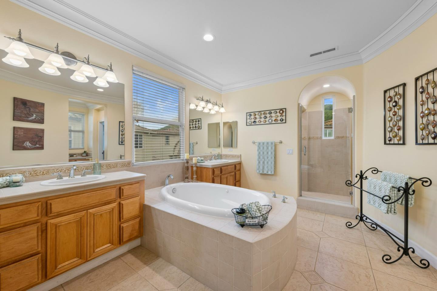 Detail Gallery Image 50 of 79 For 2555 Muirfield Way, Gilroy,  CA 95020 - 4 Beds | 3/1 Baths