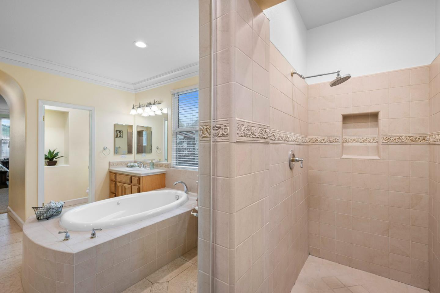 Detail Gallery Image 51 of 79 For 2555 Muirfield Way, Gilroy,  CA 95020 - 4 Beds | 3/1 Baths