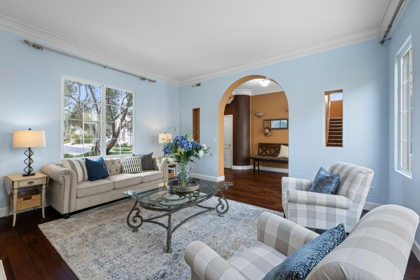Detail Gallery Image 8 of 79 For 2555 Muirfield Way, Gilroy,  CA 95020 - 4 Beds | 3/1 Baths