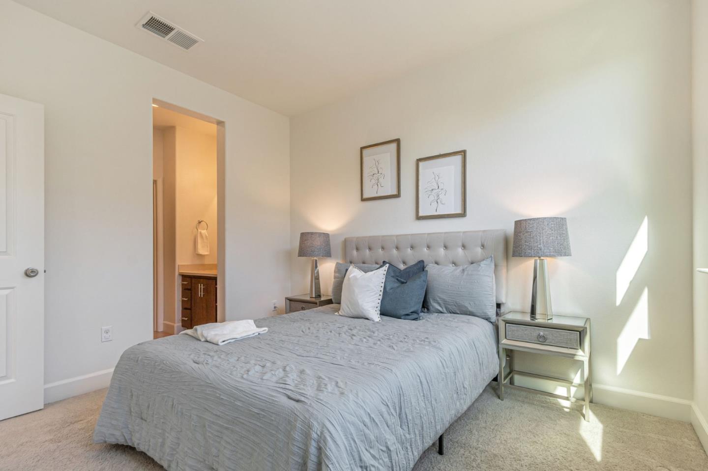 Detail Gallery Image 20 of 33 For 38984 Primula Ter, Newark,  CA 94560 - 3 Beds | 3 Baths