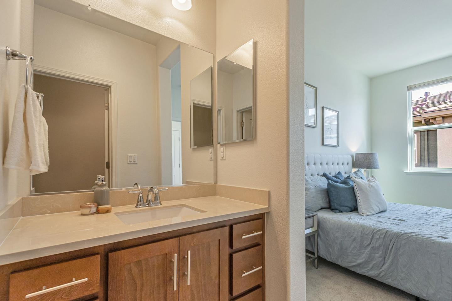 Detail Gallery Image 21 of 33 For 38984 Primula Ter, Newark,  CA 94560 - 3 Beds | 3 Baths