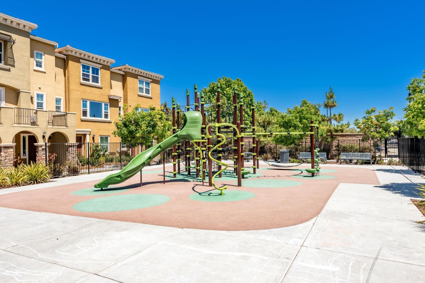 Detail Gallery Image 31 of 33 For 38984 Primula Ter, Newark,  CA 94560 - 3 Beds | 3 Baths