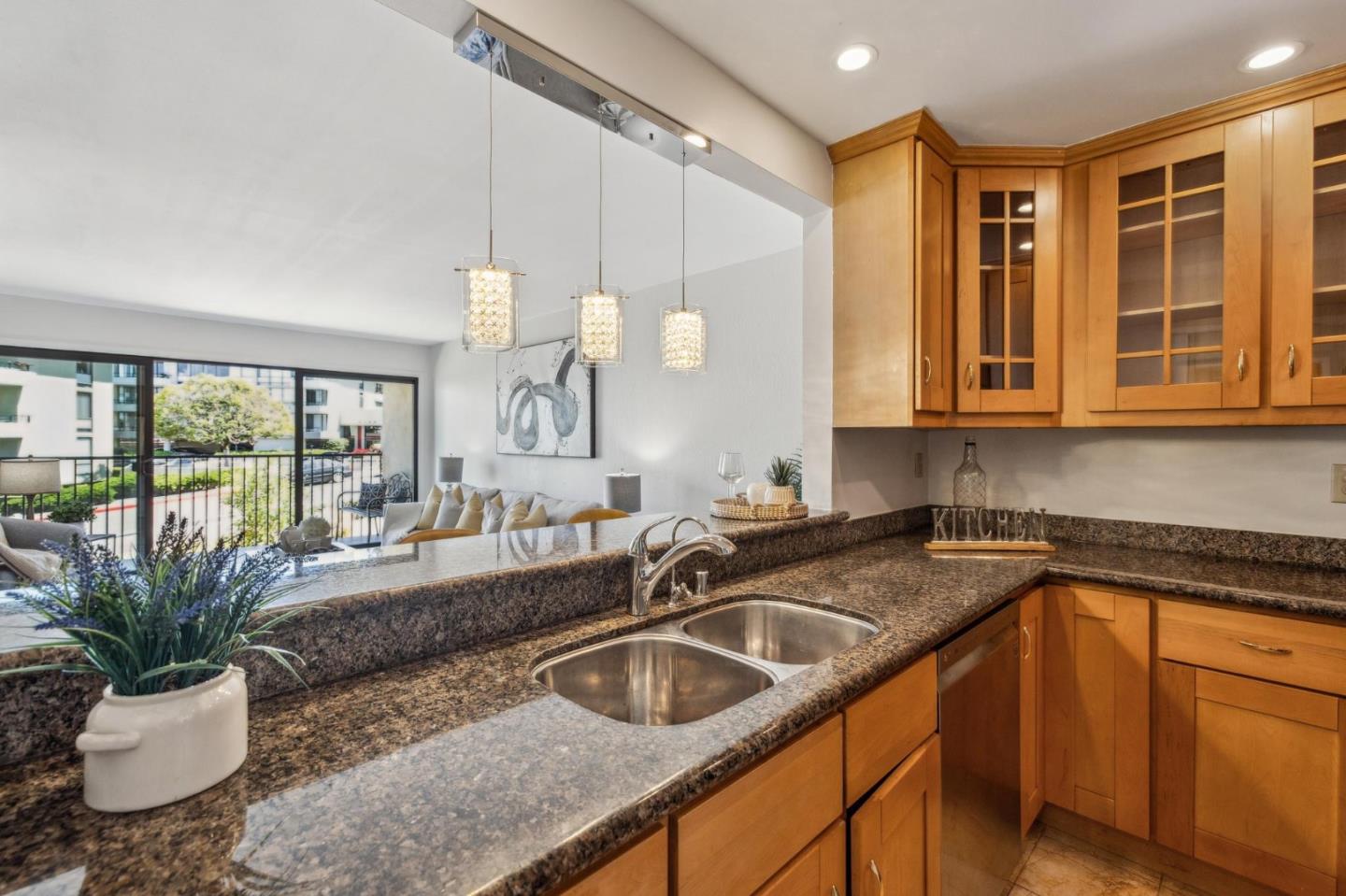 Detail Gallery Image 11 of 33 For 1550 Frontera Way #112,  Millbrae,  CA 94030 - 2 Beds | 2 Baths