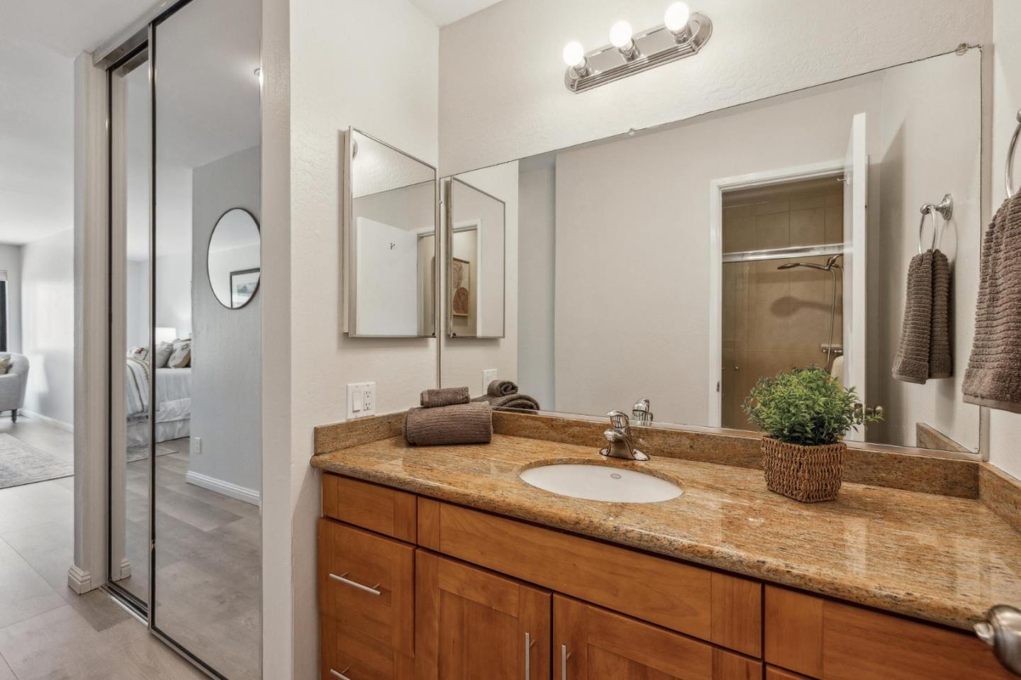 Detail Gallery Image 17 of 33 For 1550 Frontera Way #112,  Millbrae,  CA 94030 - 2 Beds | 2 Baths