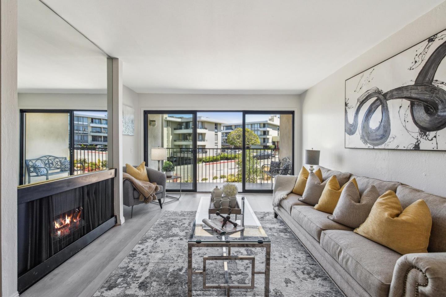 Detail Gallery Image 3 of 33 For 1550 Frontera Way #112,  Millbrae,  CA 94030 - 2 Beds | 2 Baths