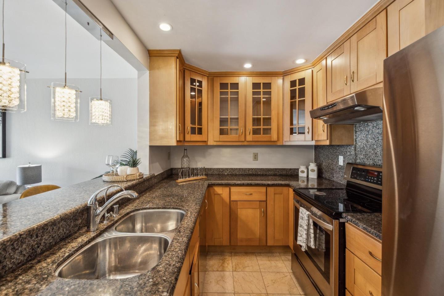 Detail Gallery Image 9 of 33 For 1550 Frontera Way #112,  Millbrae,  CA 94030 - 2 Beds | 2 Baths