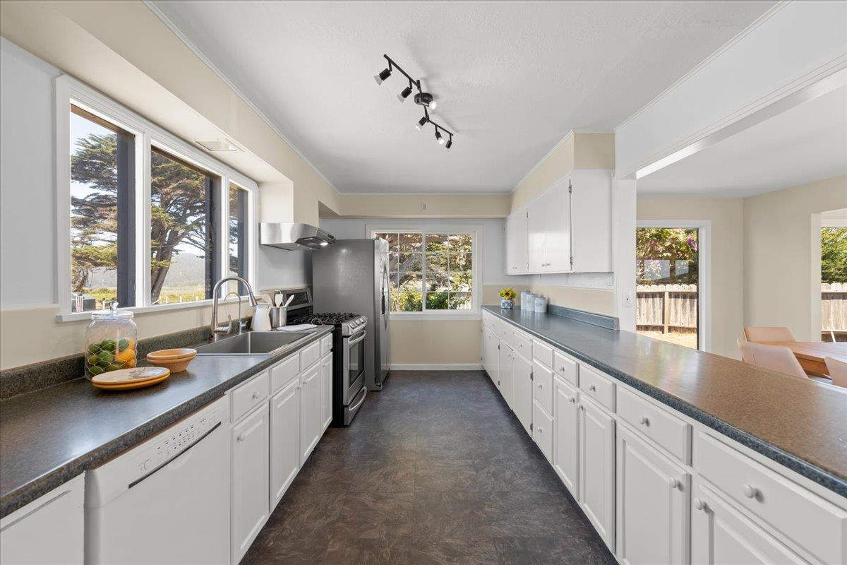 Detail Gallery Image 22 of 63 For 1263 Reservoir Rd, Pescadero,  CA 94060 - 3 Beds | 2 Baths