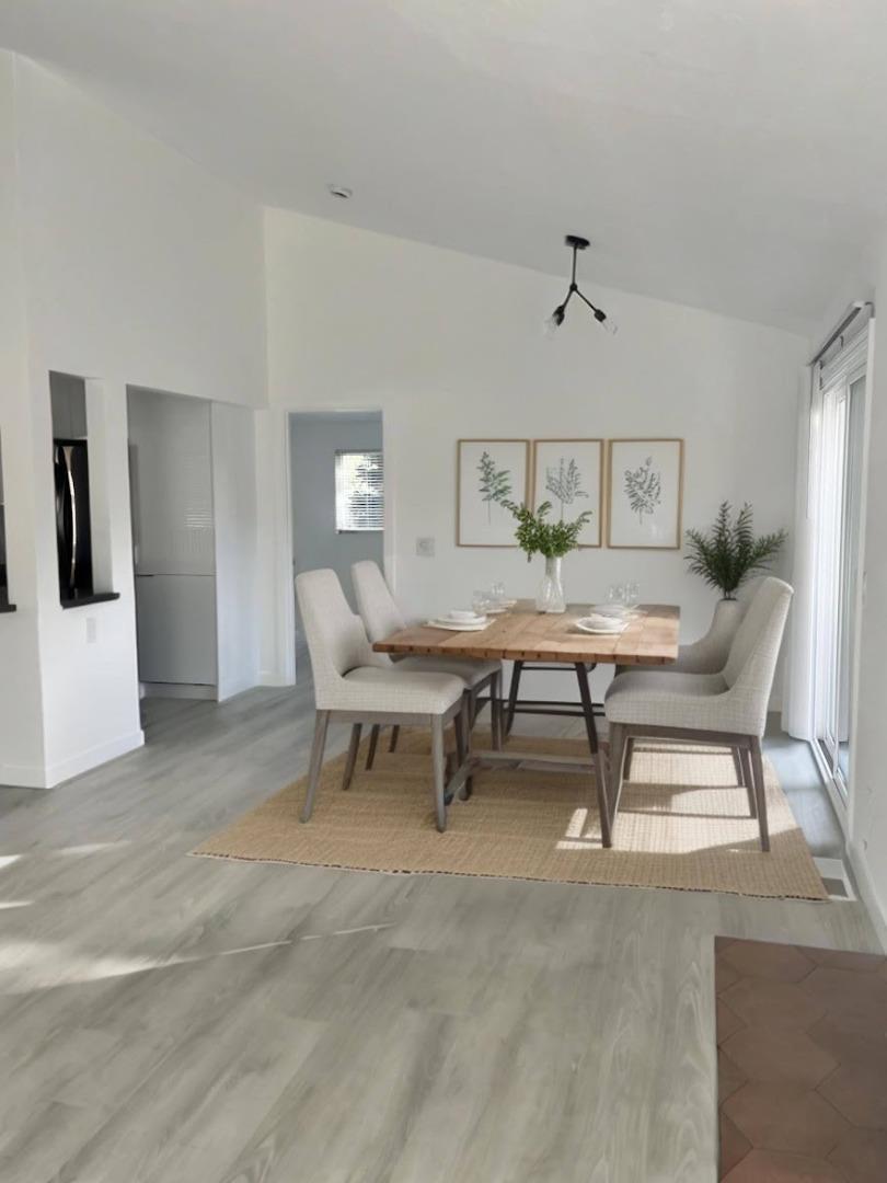 Detail Gallery Image 10 of 37 For 2090-2092 Penasquitas Dr, Aptos,  CA 95003 - 4 Beds | 4/1 Baths