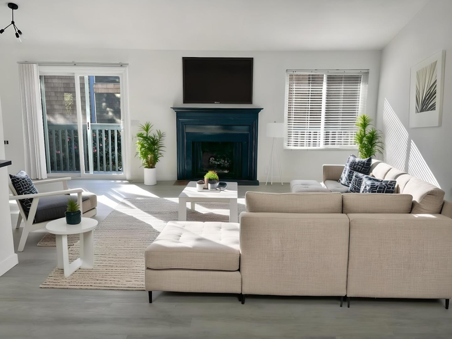 Detail Gallery Image 11 of 37 For 2090-2092 Penasquitas Dr, Aptos,  CA 95003 - 4 Beds | 4/1 Baths