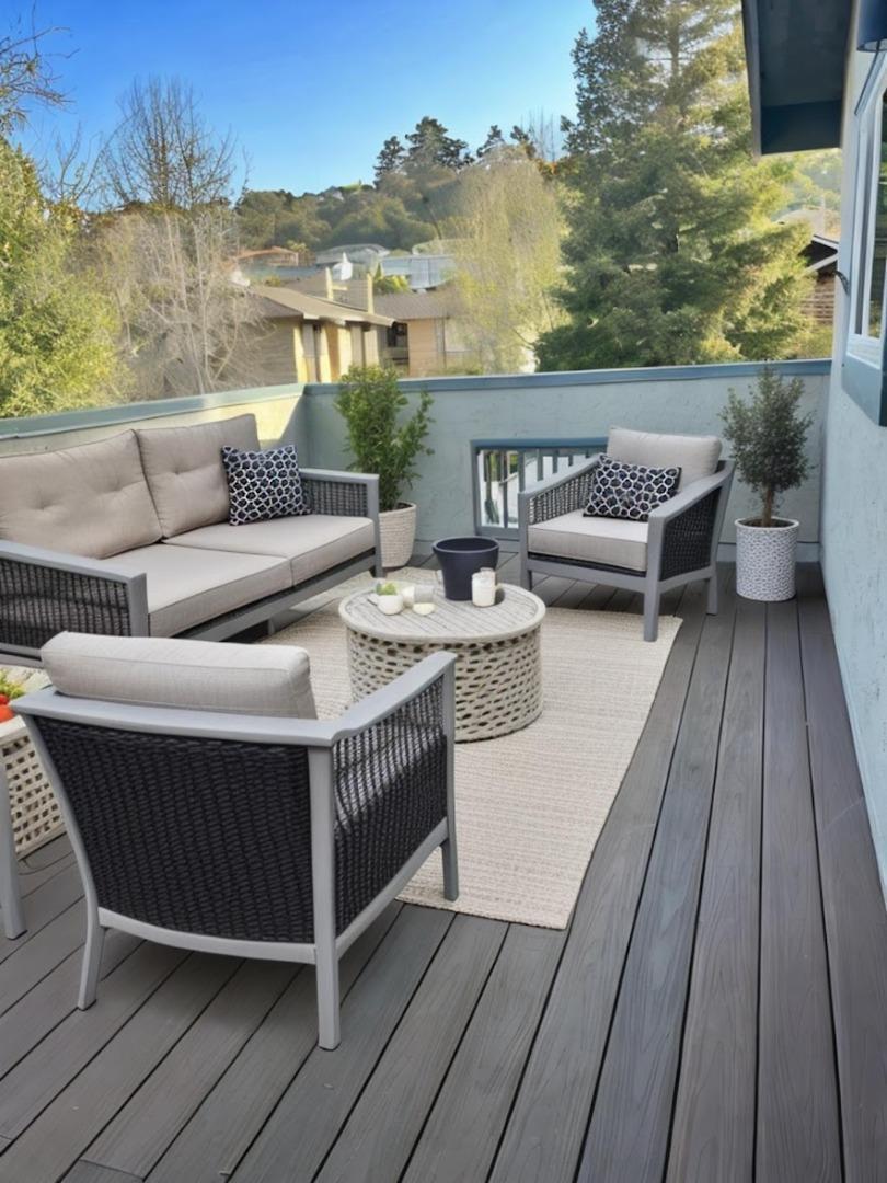 Detail Gallery Image 6 of 37 For 2090-2092 Penasquitas Dr, Aptos,  CA 95003 - 4 Beds | 4/1 Baths