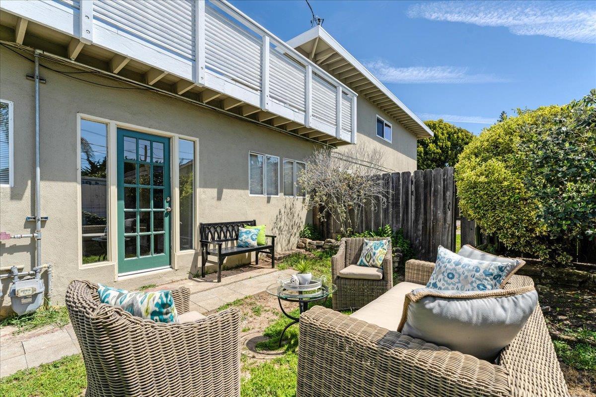 Detail Gallery Image 5 of 39 For 3140 Stanley Ave, Santa Cruz,  CA 95065 - 6 Beds | 4 Baths