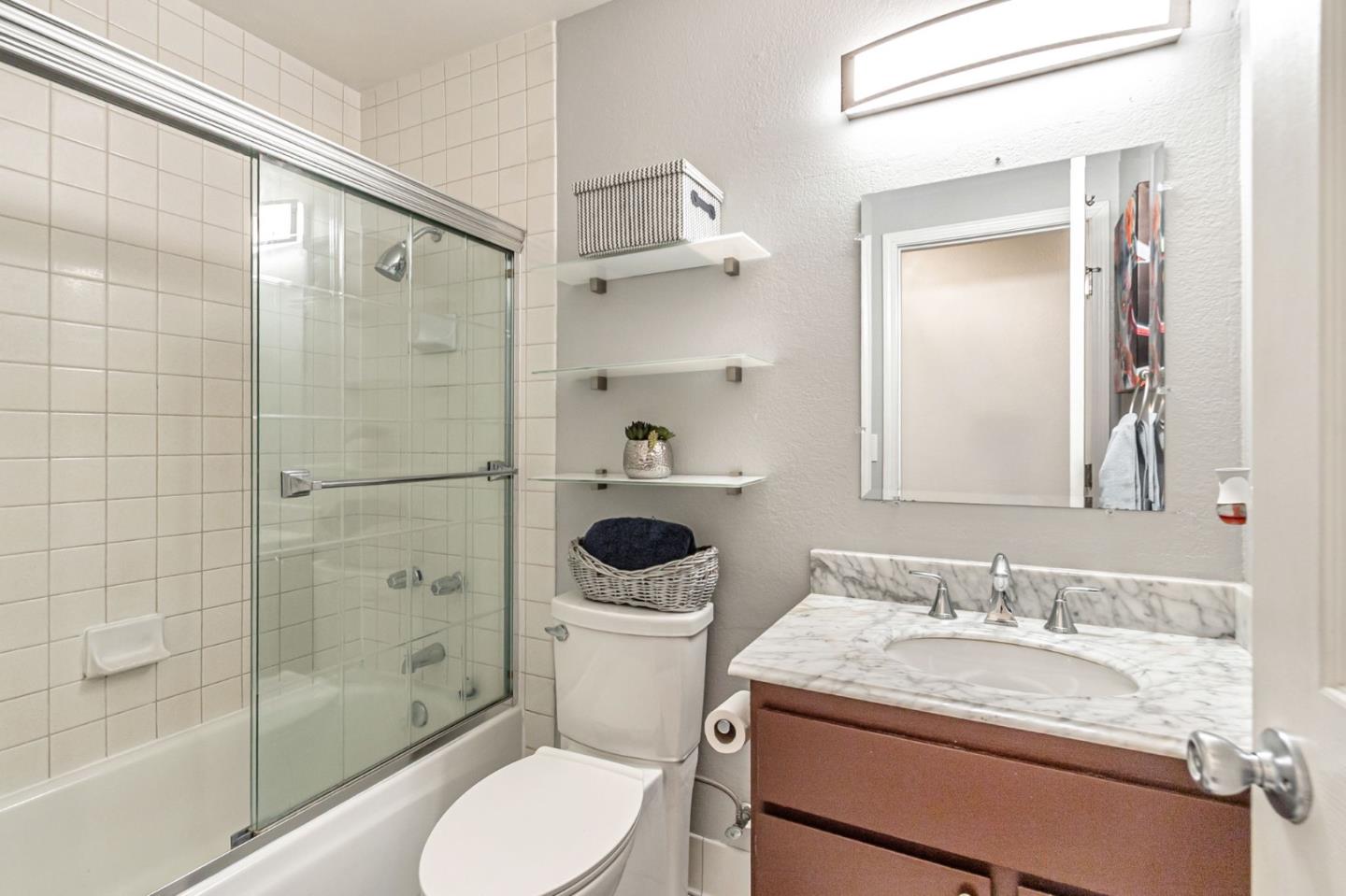 Detail Gallery Image 15 of 20 For 1570 Dina Ct, San Jose,  CA 95121 - 4 Beds | 2 Baths