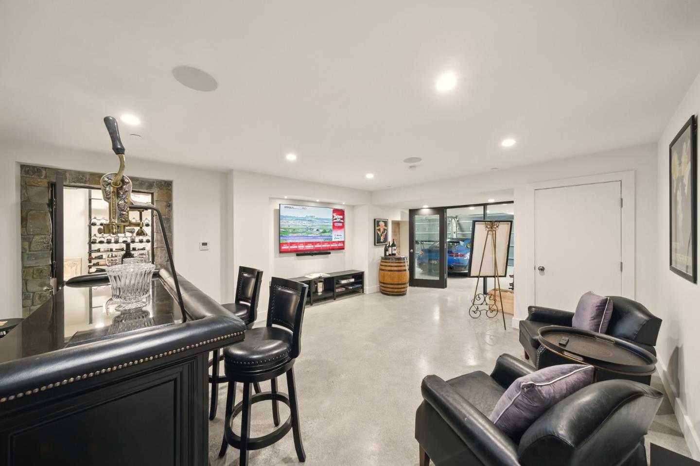 Detail Gallery Image 62 of 112 For 830 Bromfield Rd, San Mateo,  CA 94402 - 4 Beds | 4/2 Baths