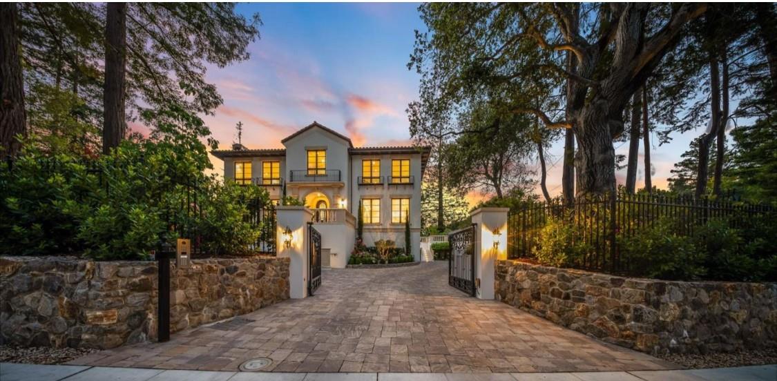 Detail Gallery Image 93 of 112 For 830 Bromfield Rd, San Mateo,  CA 94402 - 4 Beds | 4/2 Baths