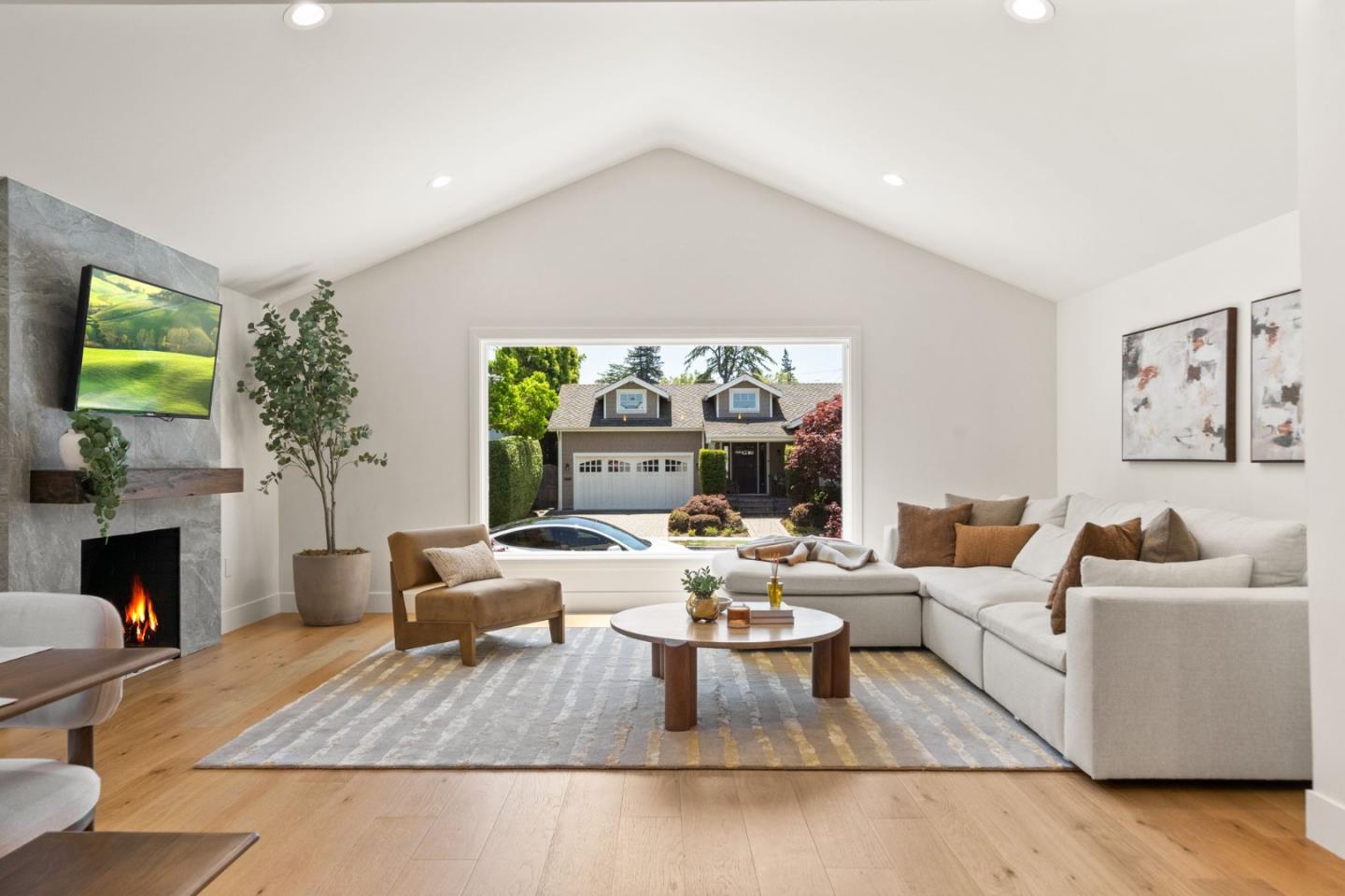 Detail Gallery Image 17 of 72 For 1025 Walnut St, San Carlos,  CA 94070 - 4 Beds | 4 Baths