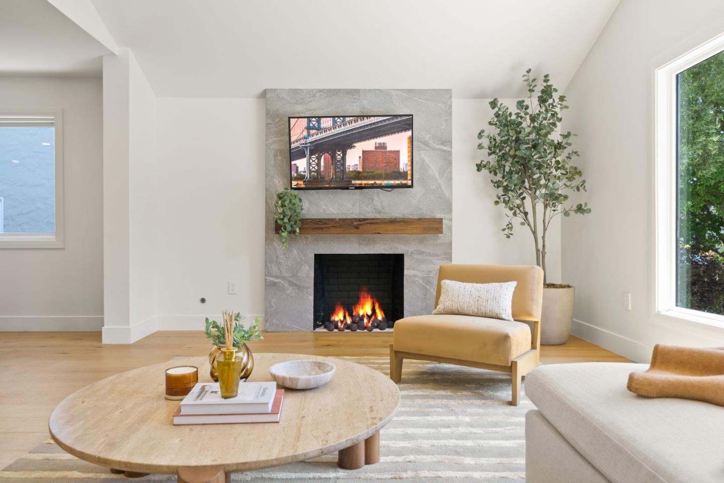 Detail Gallery Image 20 of 72 For 1025 Walnut St, San Carlos,  CA 94070 - 4 Beds | 4 Baths