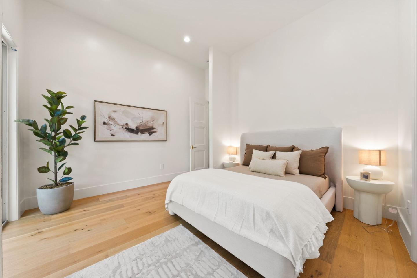 Detail Gallery Image 37 of 72 For 1025 Walnut St, San Carlos,  CA 94070 - 4 Beds | 4 Baths
