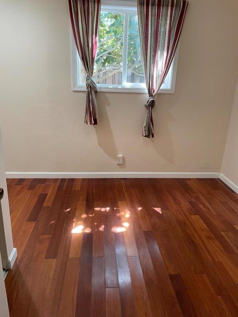 Detail Gallery Image 10 of 13 For 20760 Reid Ln, Saratoga,  CA 95070 - 4 Beds | 2 Baths