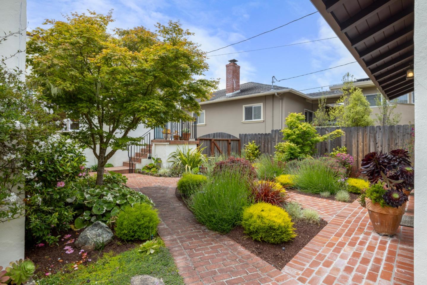 Detail Gallery Image 15 of 28 For 636 Spazier Avenue, Pacific Grove,  CA 93950 - 3 Beds | 3 Baths