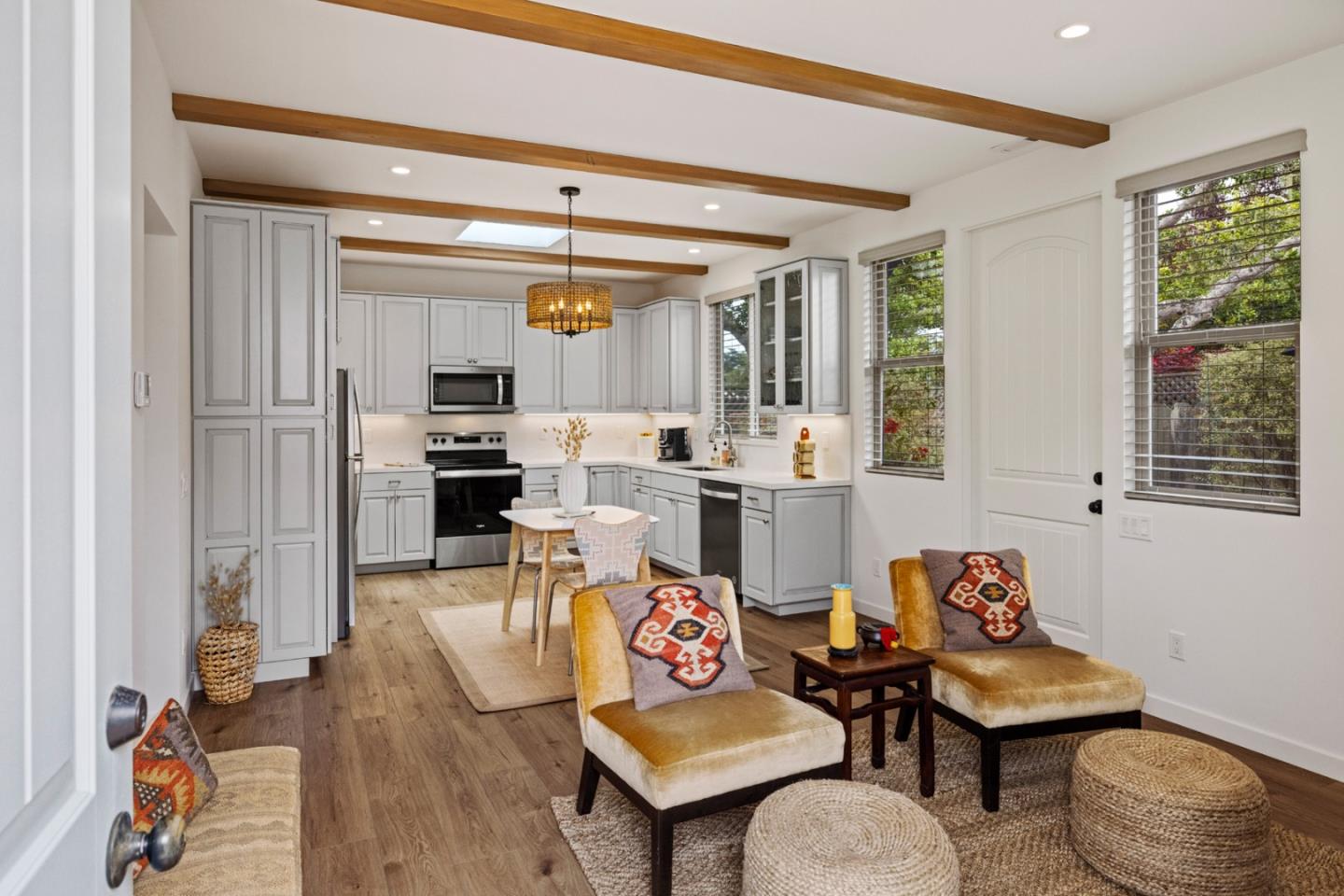 Detail Gallery Image 18 of 28 For 636 Spazier Avenue, Pacific Grove,  CA 93950 - 3 Beds | 3 Baths