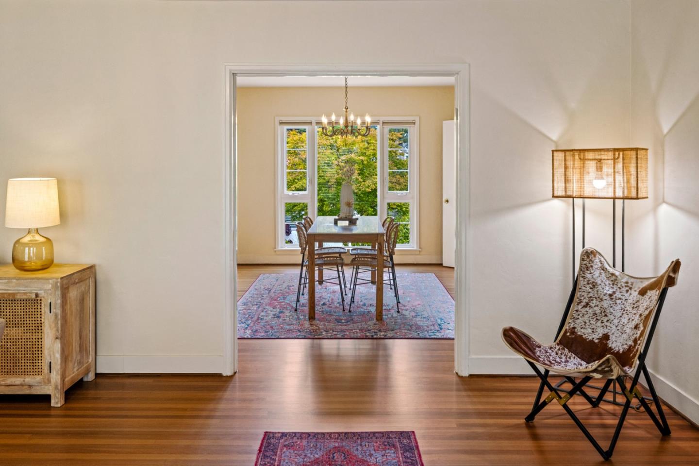 Detail Gallery Image 4 of 28 For 636 Spazier Avenue, Pacific Grove,  CA 93950 - 3 Beds | 3 Baths