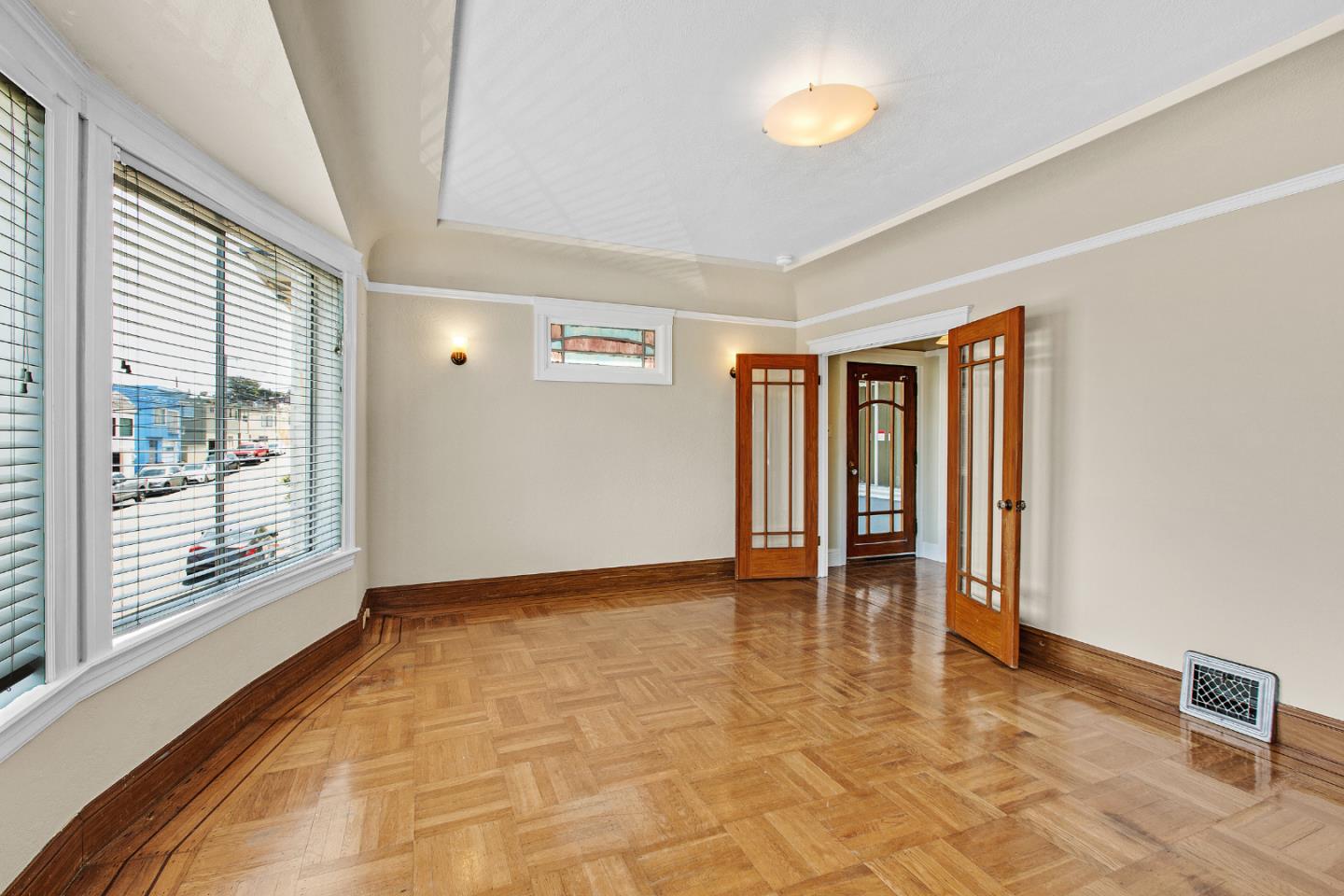 Detail Gallery Image 10 of 37 For 222 Holyoke, San Francisco,  CA 94134 - 2 Beds | 1 Baths