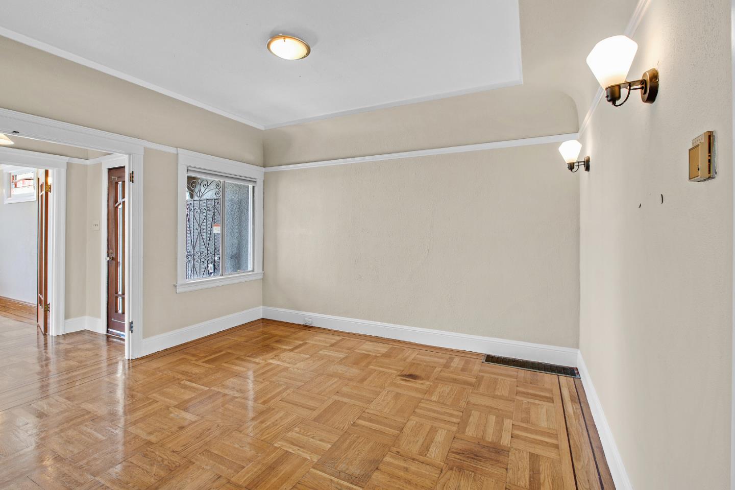 Detail Gallery Image 12 of 37 For 222 Holyoke, San Francisco,  CA 94134 - 2 Beds | 1 Baths