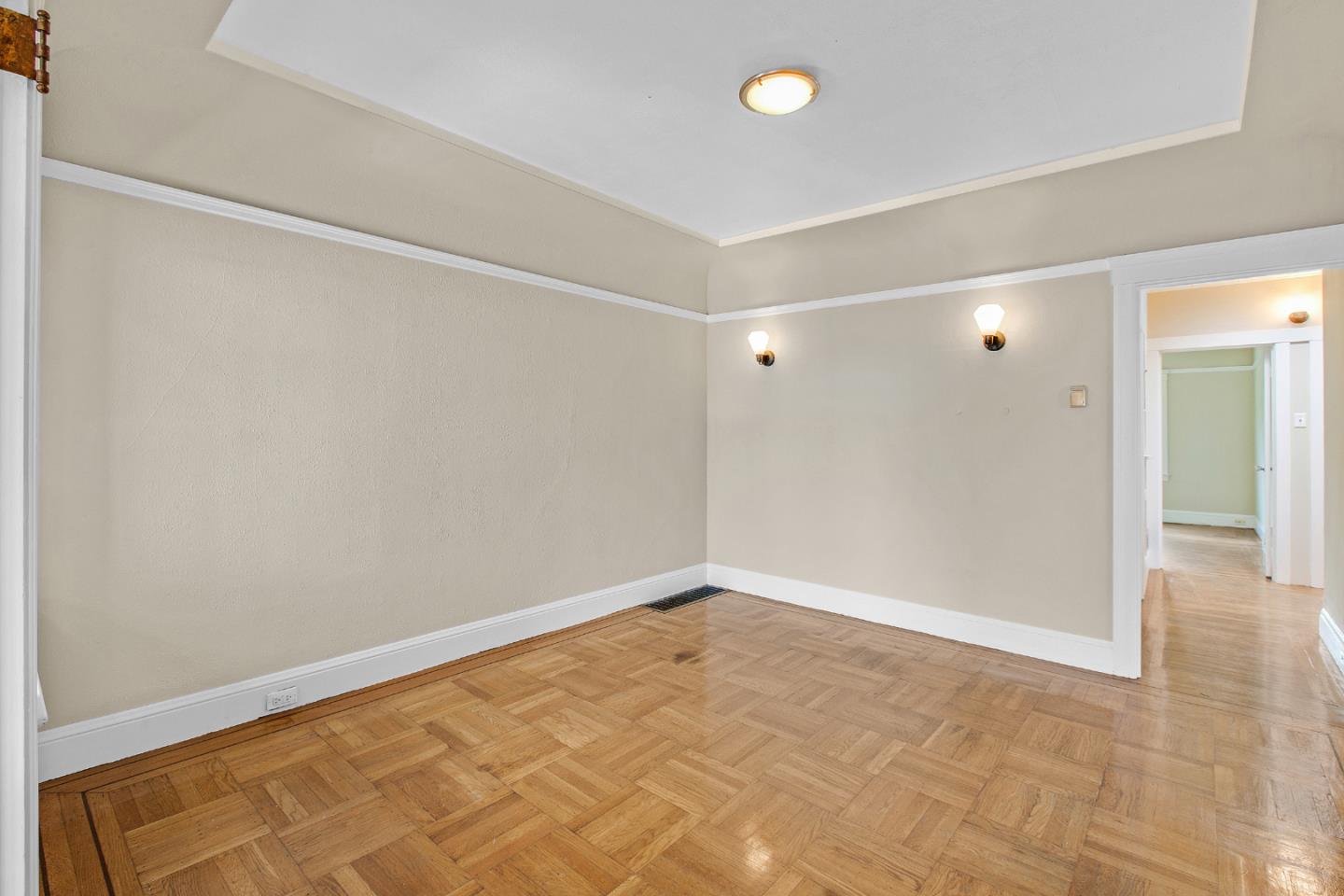Detail Gallery Image 13 of 37 For 222 Holyoke, San Francisco,  CA 94134 - 2 Beds | 1 Baths