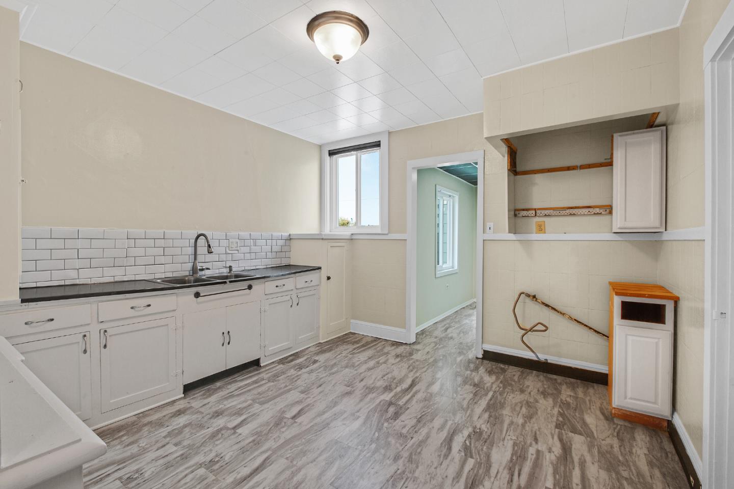 Detail Gallery Image 19 of 37 For 222 Holyoke, San Francisco,  CA 94134 - 2 Beds | 1 Baths
