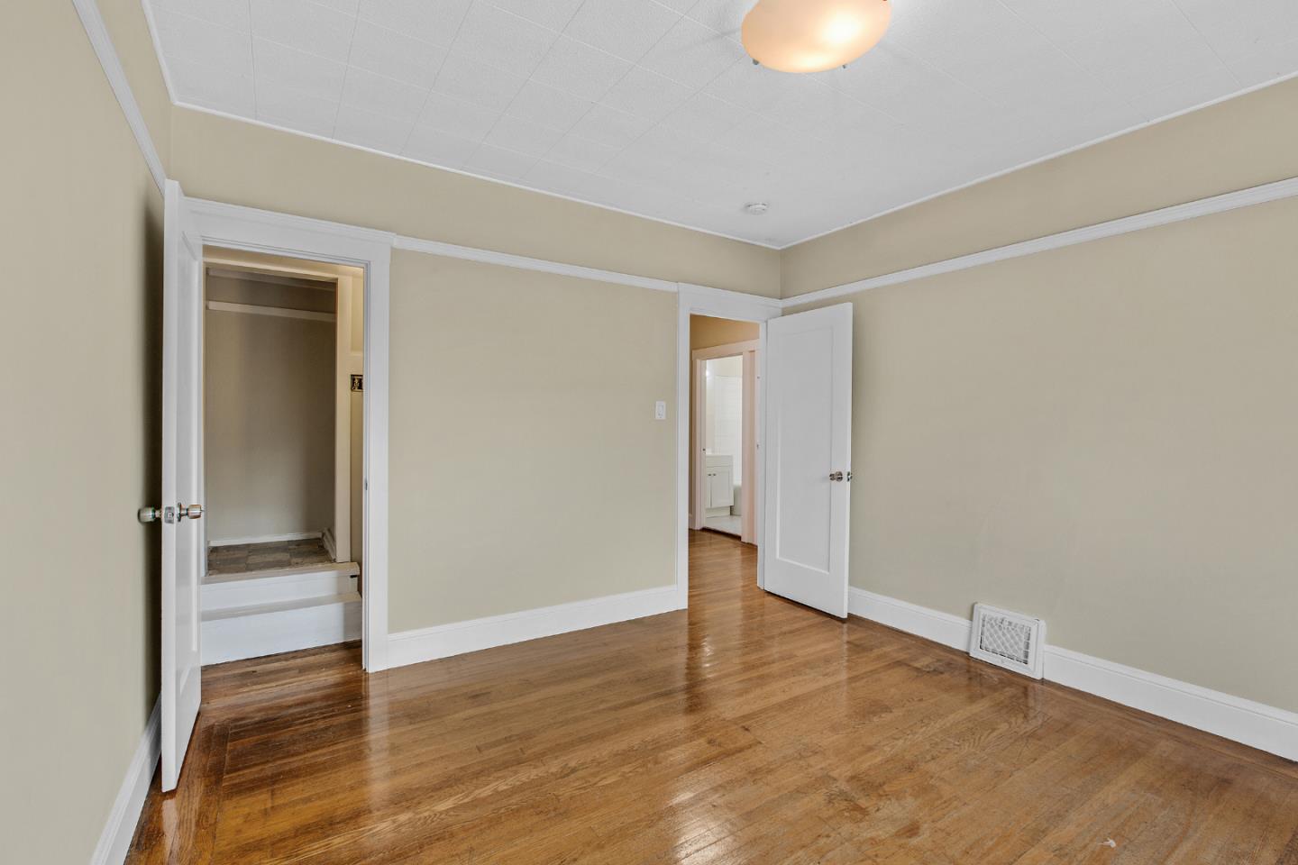 Detail Gallery Image 25 of 37 For 222 Holyoke, San Francisco,  CA 94134 - 2 Beds | 1 Baths