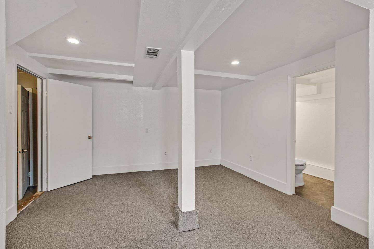 Detail Gallery Image 27 of 37 For 222 Holyoke, San Francisco,  CA 94134 - 2 Beds | 1 Baths