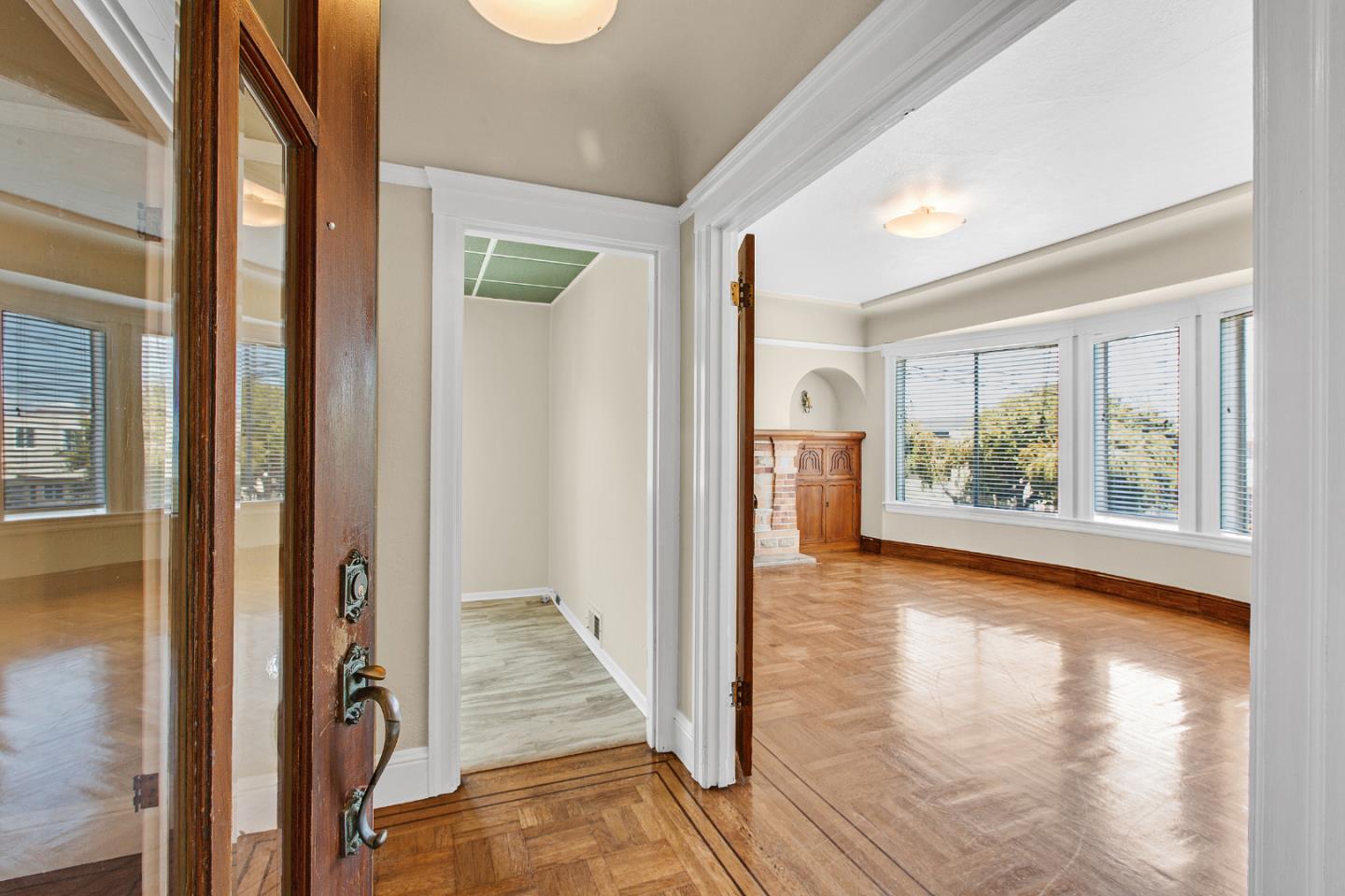 Detail Gallery Image 6 of 37 For 222 Holyoke, San Francisco,  CA 94134 - 2 Beds | 1 Baths