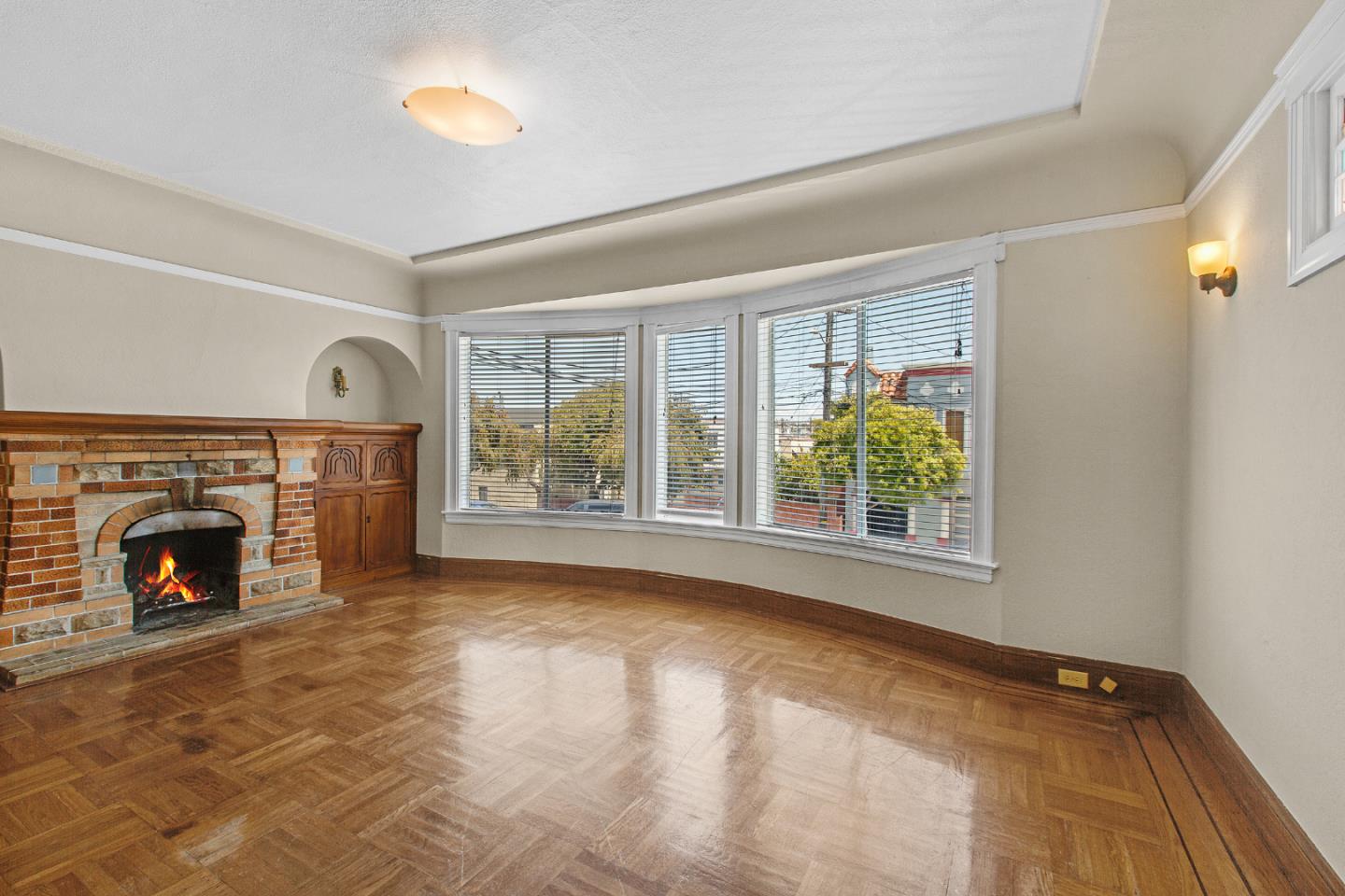 Detail Gallery Image 8 of 37 For 222 Holyoke, San Francisco,  CA 94134 - 2 Beds | 1 Baths