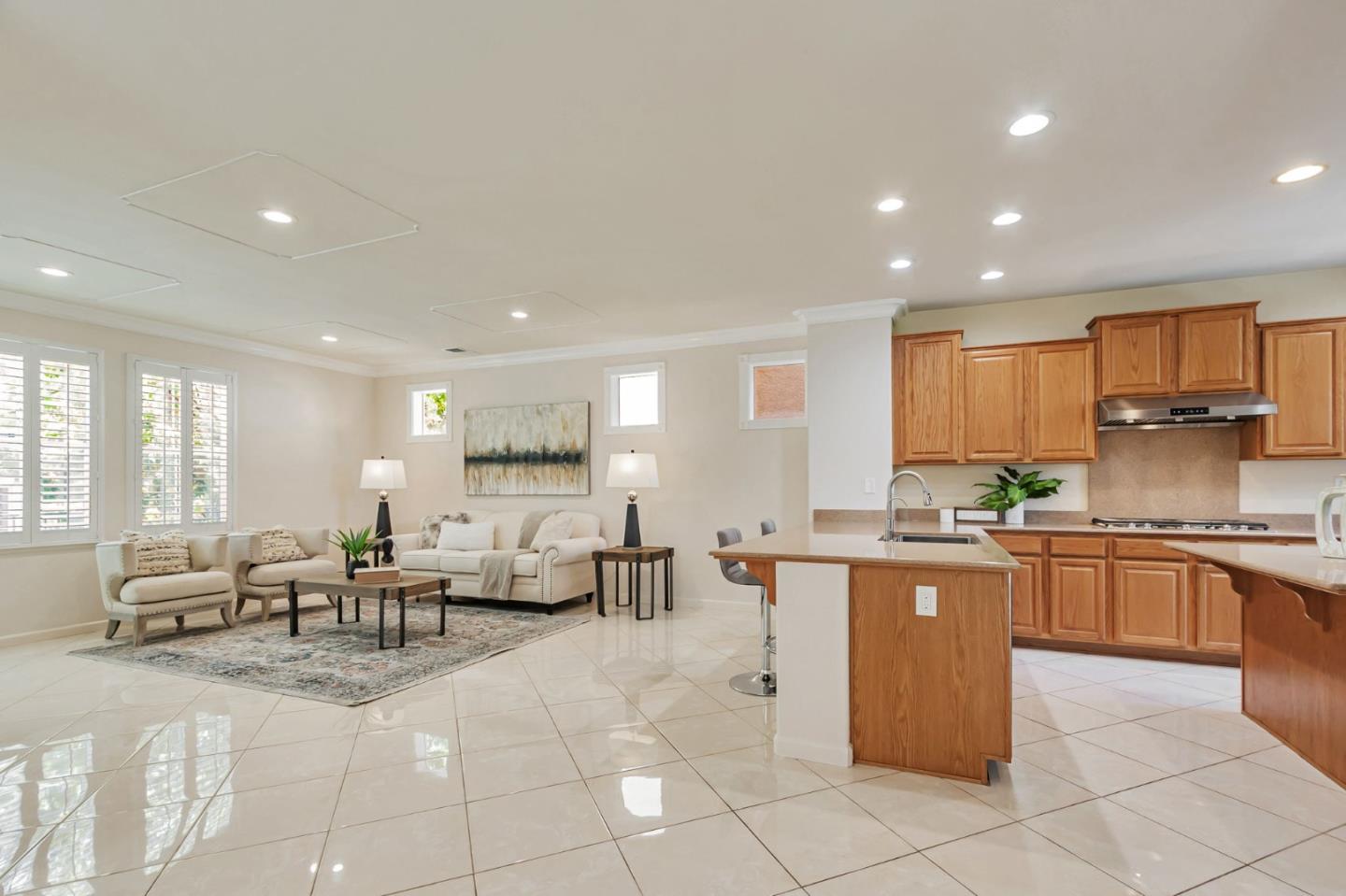 Detail Gallery Image 11 of 52 For 755 Adeline Ave, San Jose,  CA 95136 - 4 Beds | 3/1 Baths