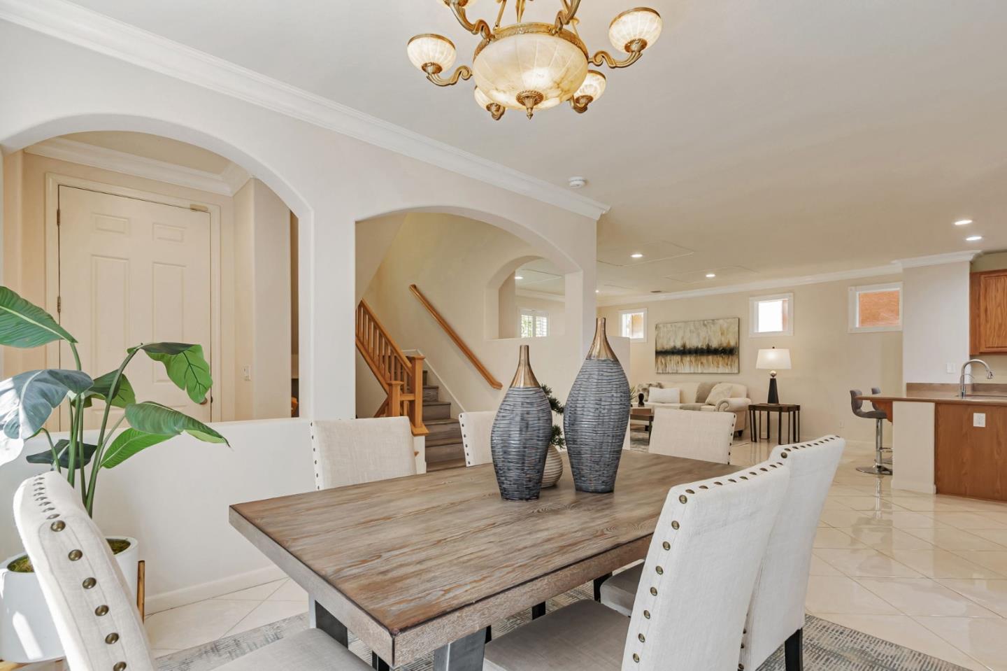 Detail Gallery Image 8 of 52 For 755 Adeline Ave, San Jose,  CA 95136 - 4 Beds | 3/1 Baths