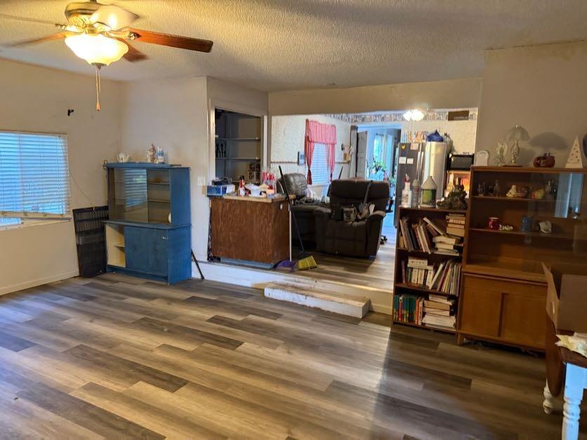 Detail Gallery Image 12 of 19 For 160 N Santa Rosa St, Los Banos,  CA 93635 - 3 Beds | 2 Baths