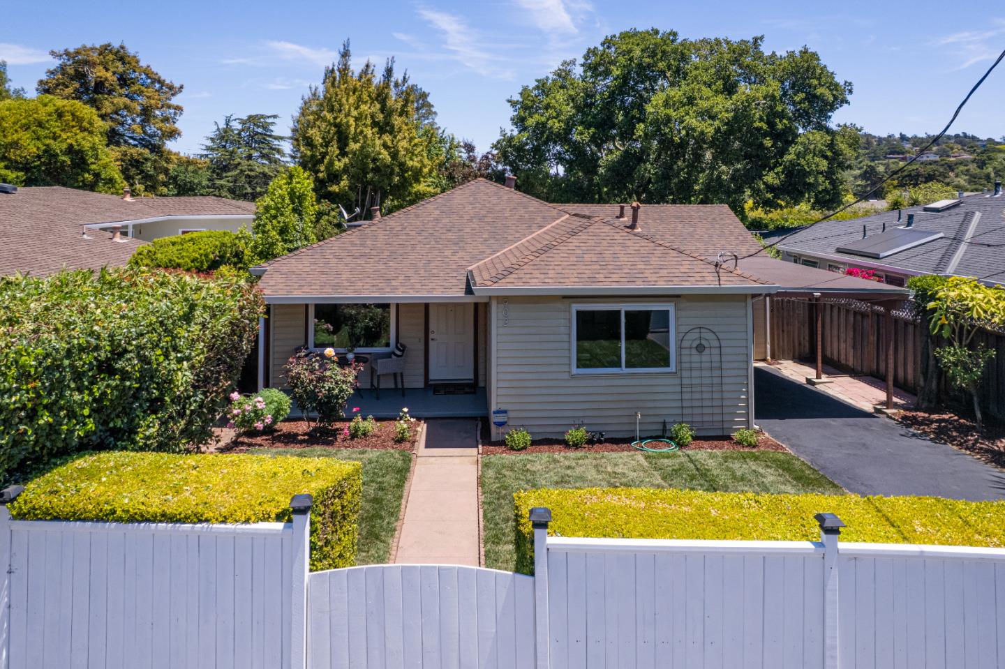 Detail Gallery Image 22 of 30 For 903 Alameda De Las Pulgas, Belmont,  CA 94002 - 3 Beds | 2 Baths