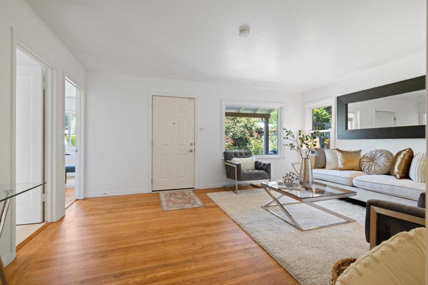 Detail Gallery Image 4 of 30 For 903 Alameda De Las Pulgas, Belmont,  CA 94002 - 3 Beds | 2 Baths