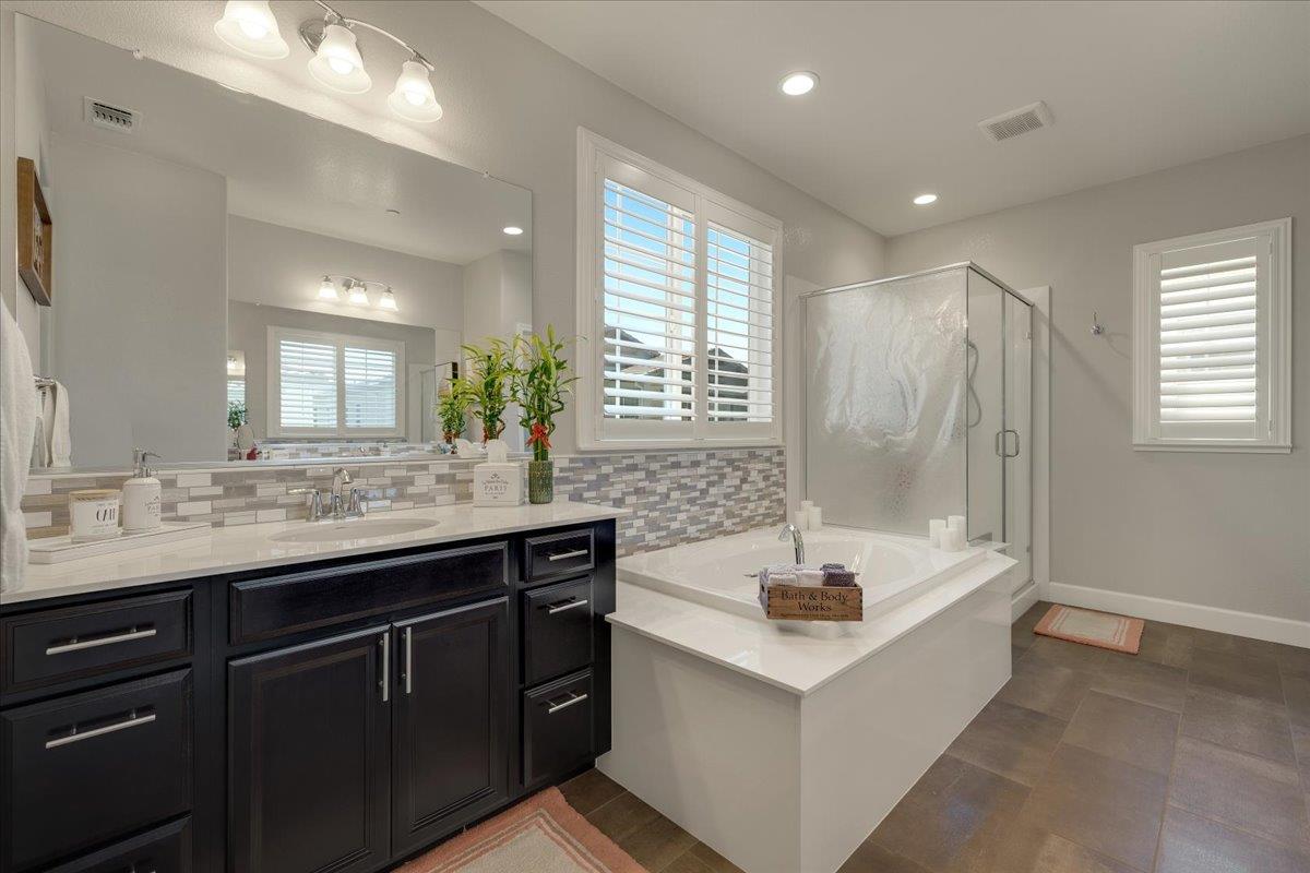Detail Gallery Image 19 of 53 For 738 Sullivan Way, Gilroy,  CA 95020 - 4 Beds | 3 Baths