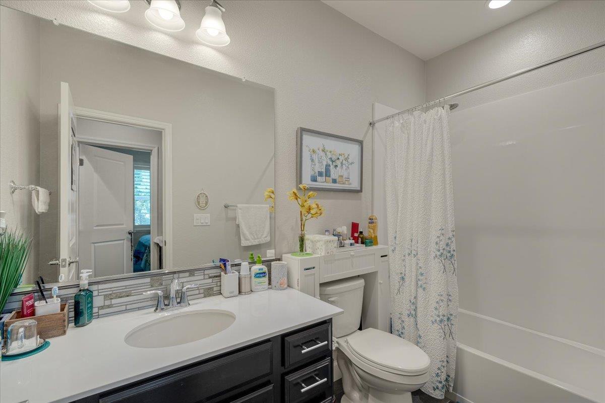 Detail Gallery Image 25 of 53 For 738 Sullivan Way, Gilroy,  CA 95020 - 4 Beds | 3 Baths