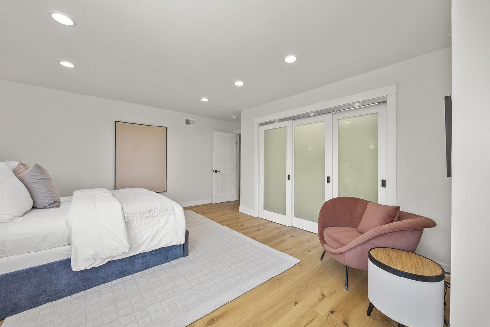 Detail Gallery Image 39 of 68 For 1095 Macadamia Dr, Hillsborough,  CA 94010 - 5 Beds | 5/1 Baths
