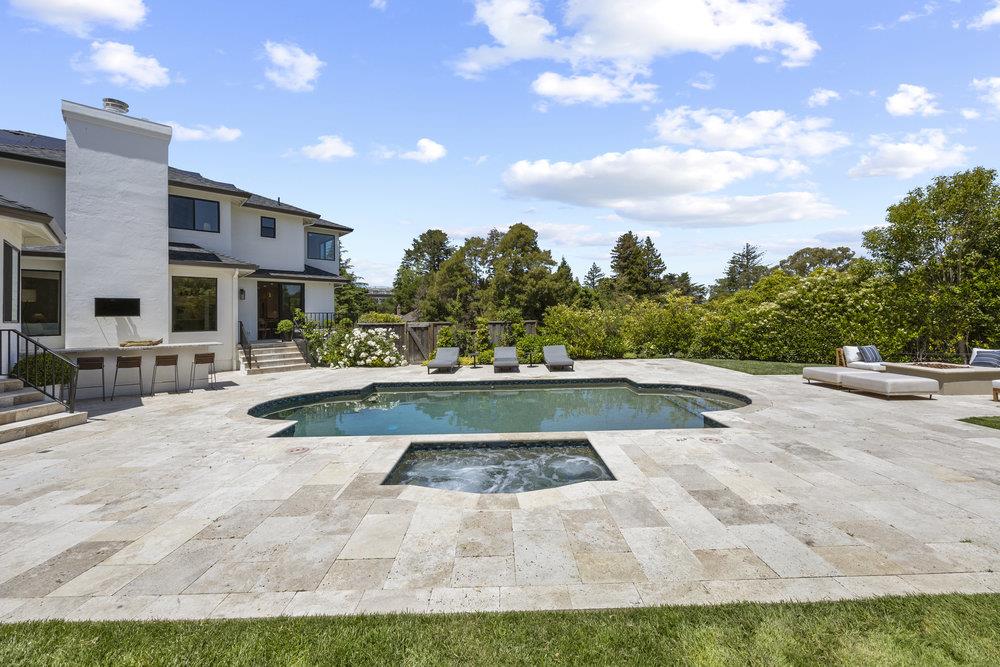 Detail Gallery Image 50 of 68 For 1095 Macadamia Dr, Hillsborough,  CA 94010 - 5 Beds | 5/1 Baths