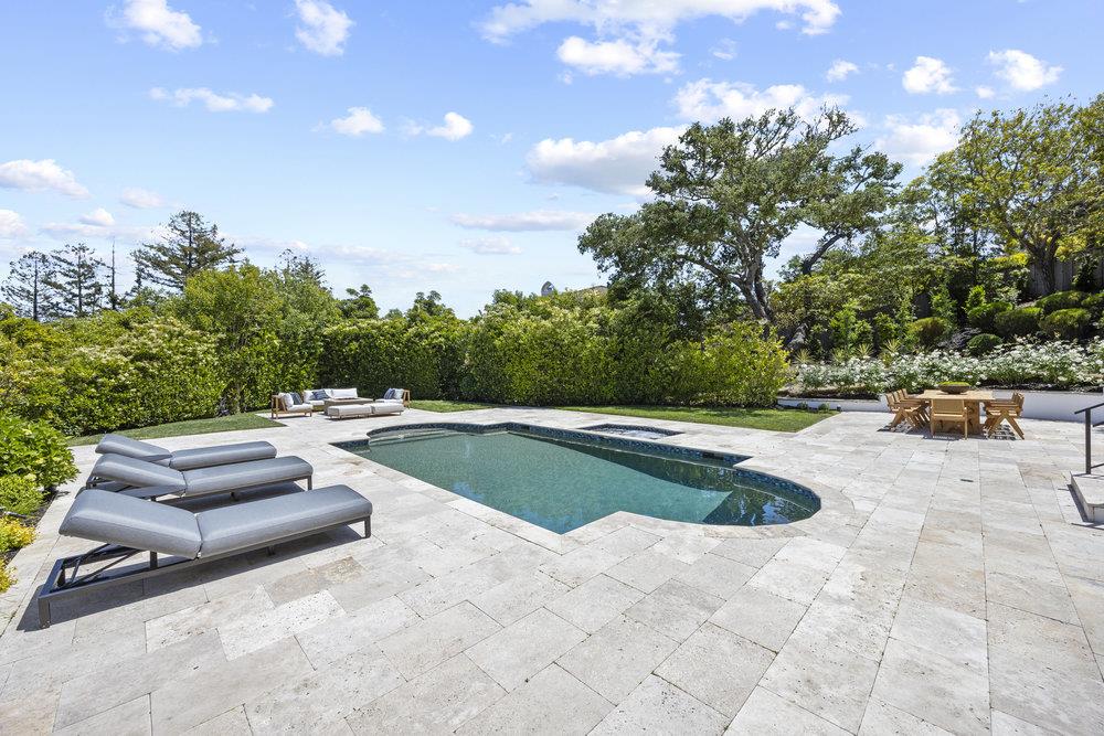 Detail Gallery Image 53 of 68 For 1095 Macadamia Dr, Hillsborough,  CA 94010 - 5 Beds | 5/1 Baths