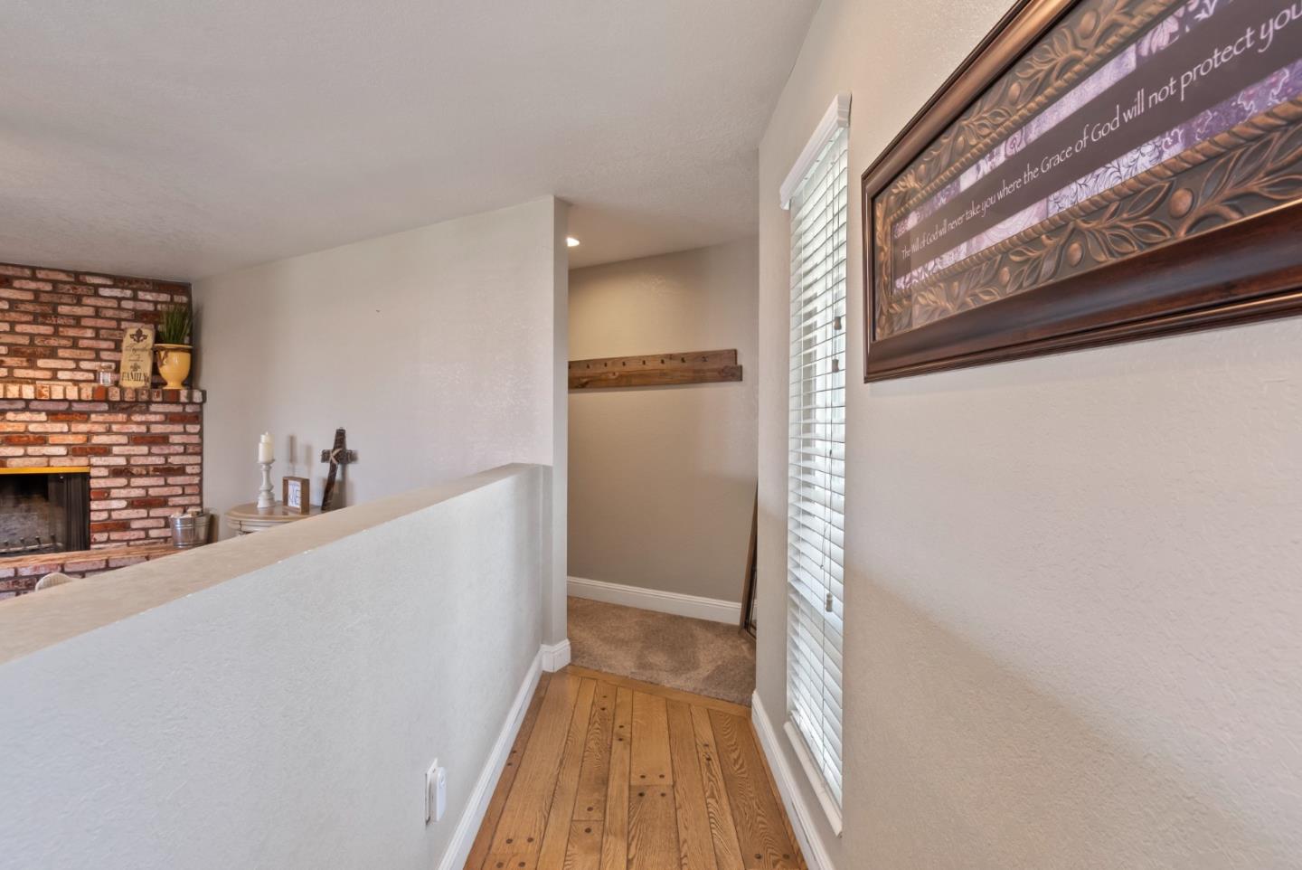 Detail Gallery Image 22 of 68 For 60 Dots Cir, Hollister,  CA 95023 - 3 Beds | 2/1 Baths