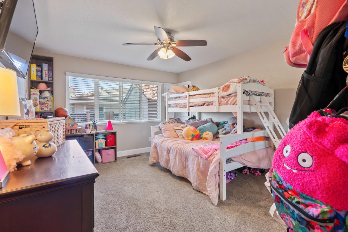 Detail Gallery Image 26 of 68 For 60 Dots Cir, Hollister,  CA 95023 - 3 Beds | 2/1 Baths