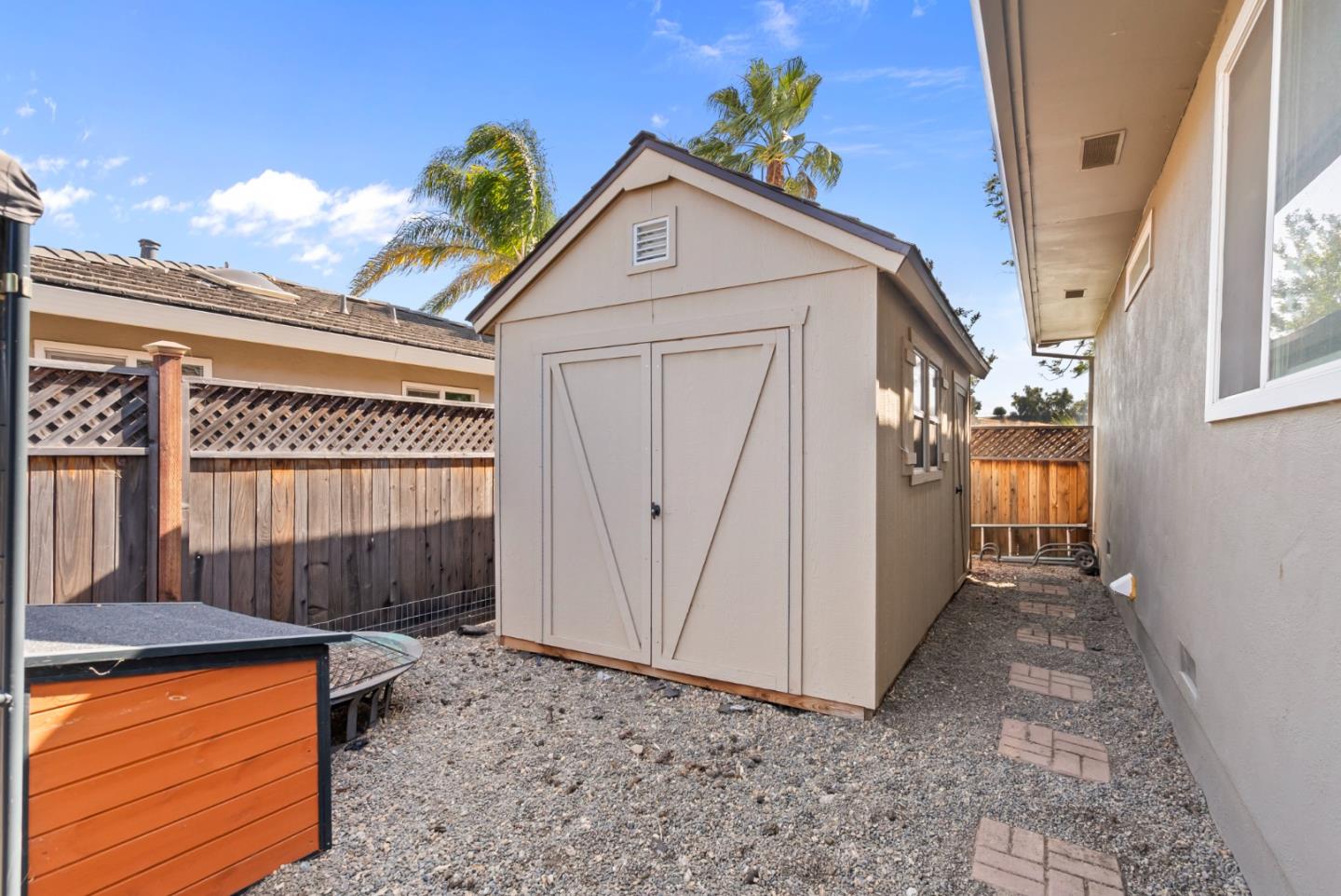 Detail Gallery Image 50 of 68 For 60 Dots Cir, Hollister,  CA 95023 - 3 Beds | 2/1 Baths